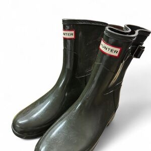 Hunter Olive Waterproof Boots